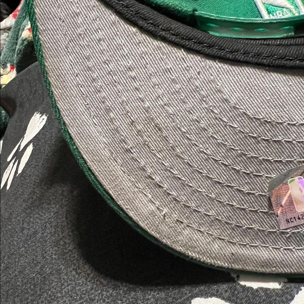 NWT New Era Boston Celtics SnapBack Hat